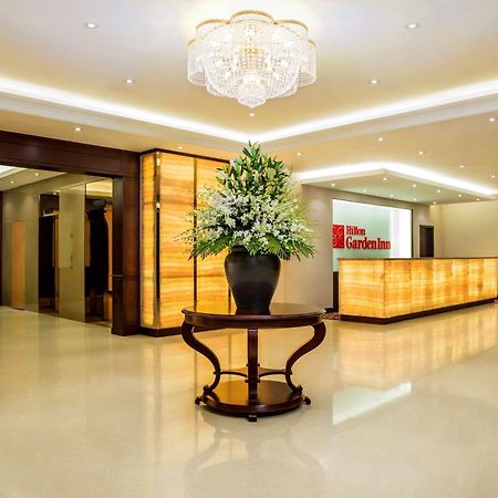 Hilton Garden Inn Hanoi Buitenkant foto