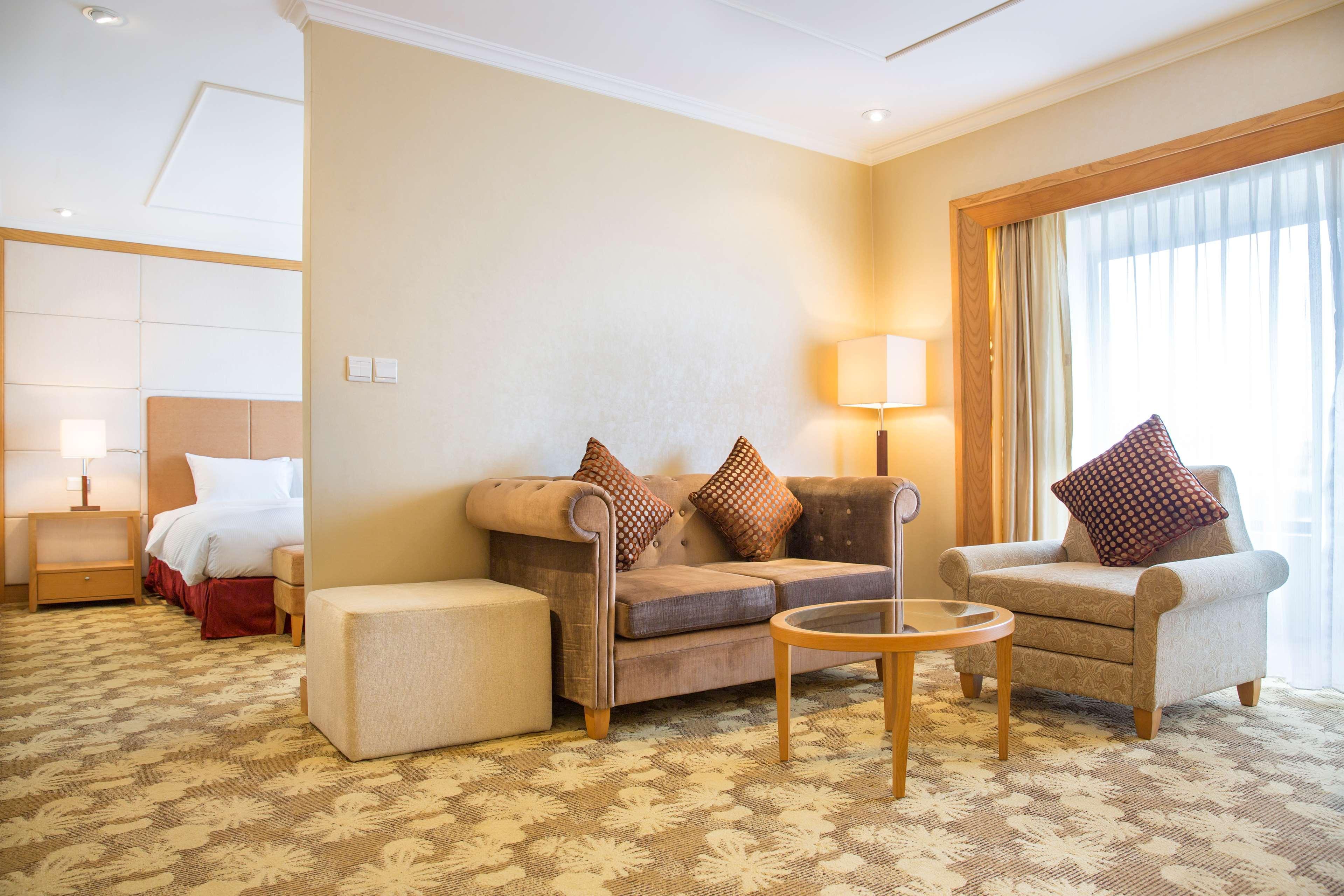 Hilton Garden Inn Hanoi Buitenkant foto