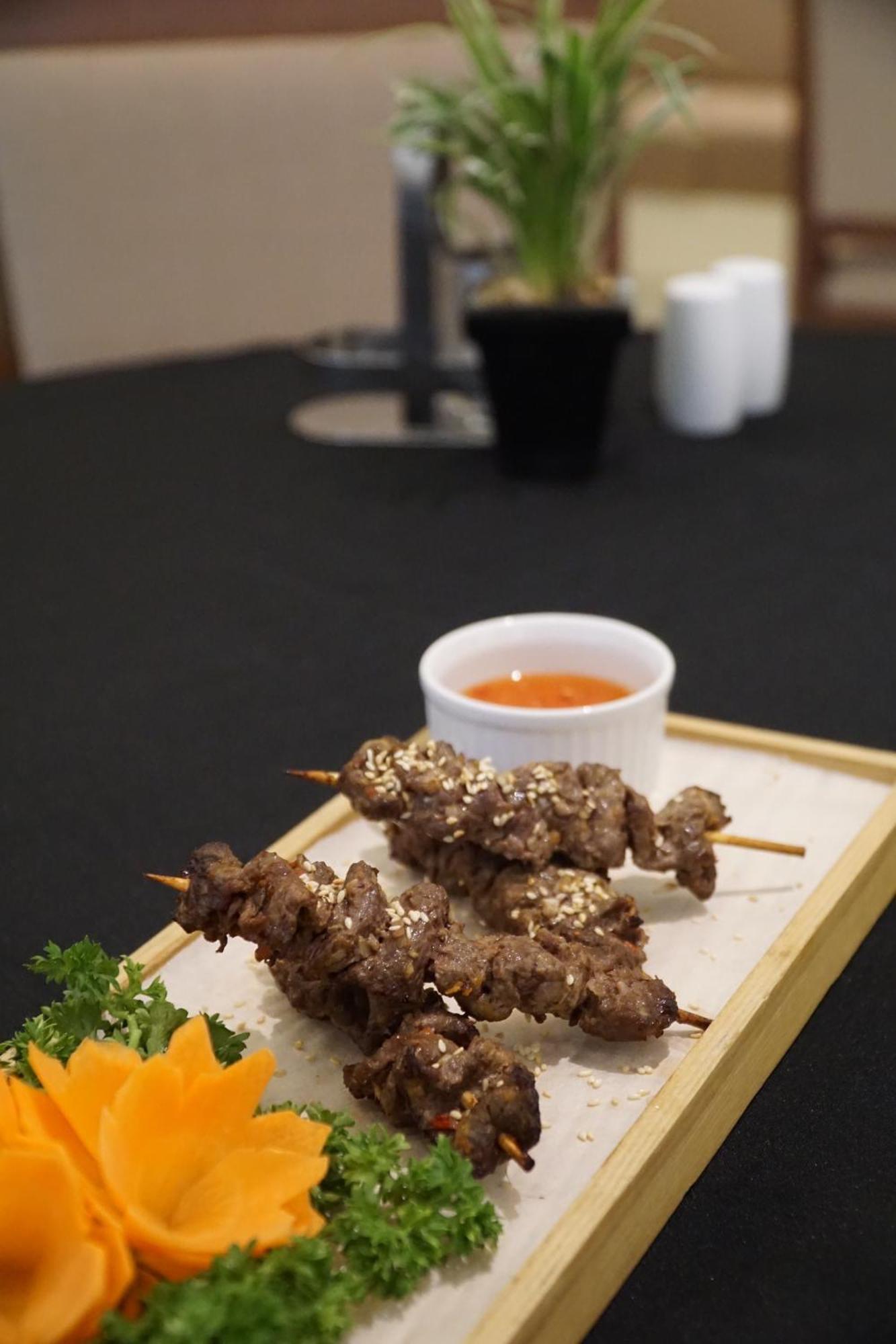 Hilton Garden Inn Hanoi Buitenkant foto
