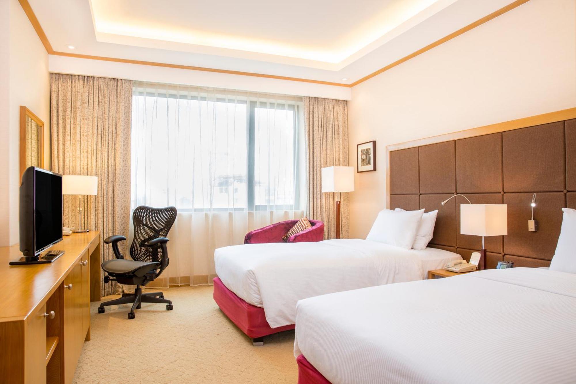 Hilton Garden Inn Hanoi Buitenkant foto