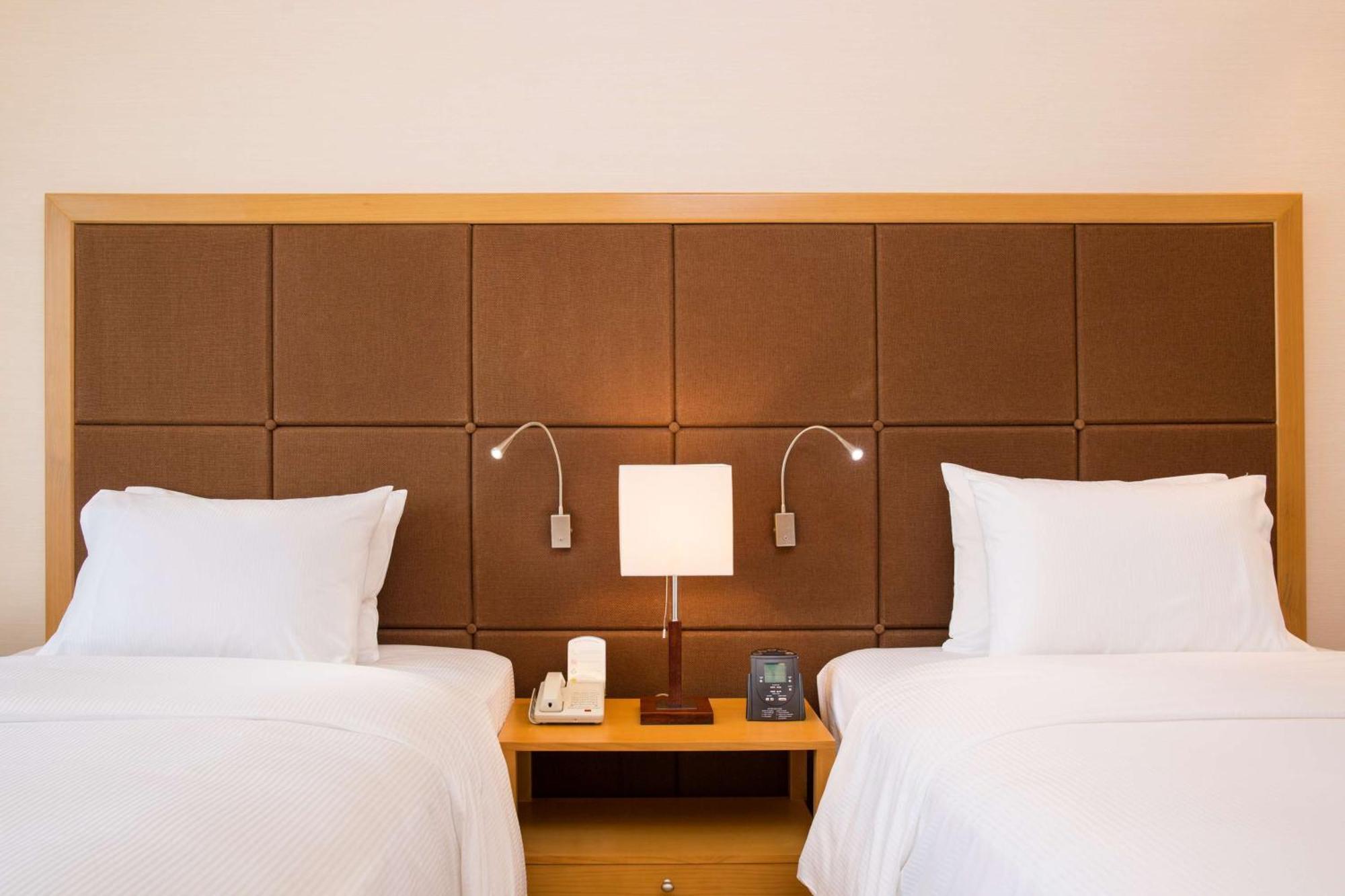 Hilton Garden Inn Hanoi Buitenkant foto