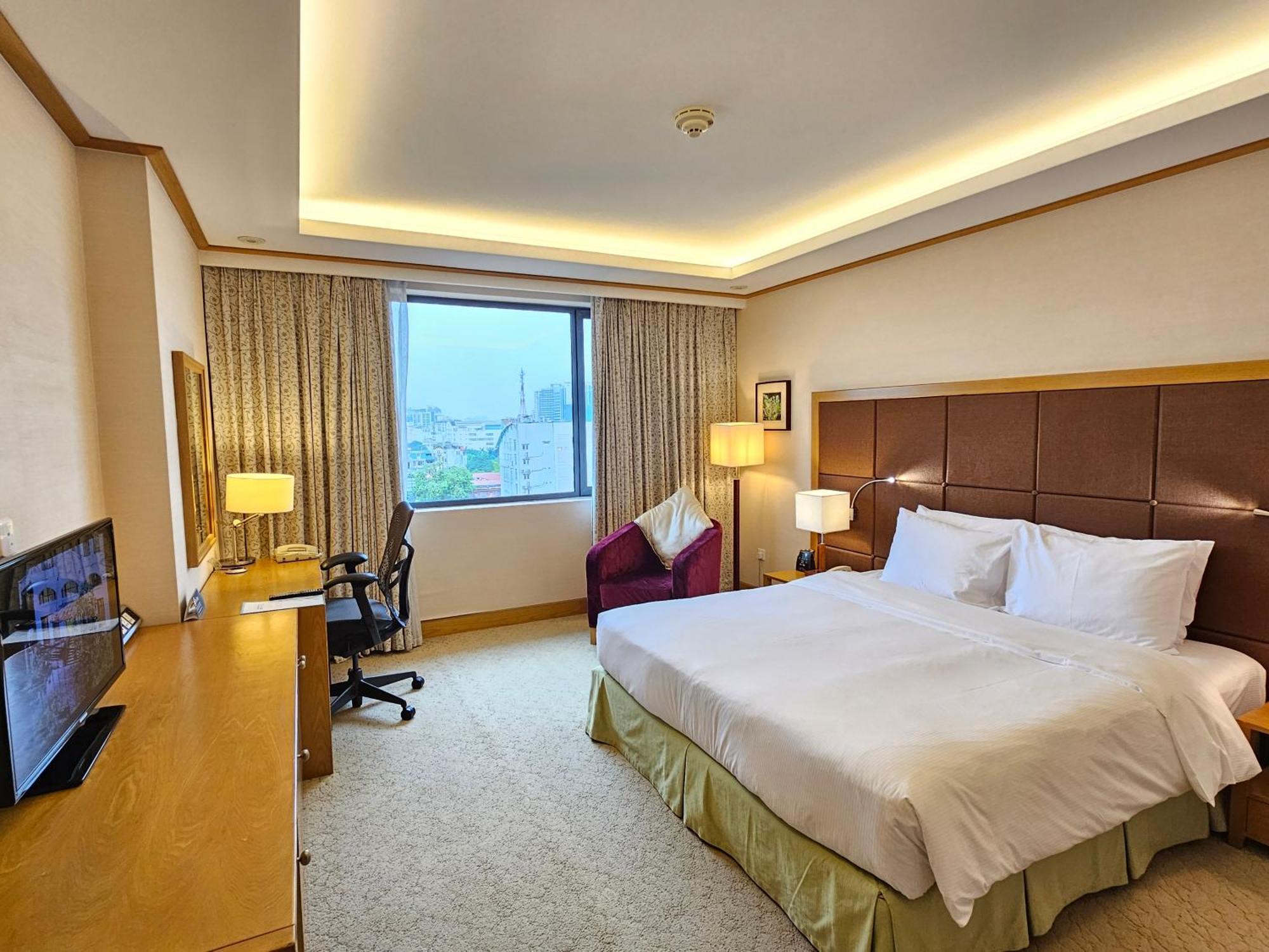 Hilton Garden Inn Hanoi Buitenkant foto
