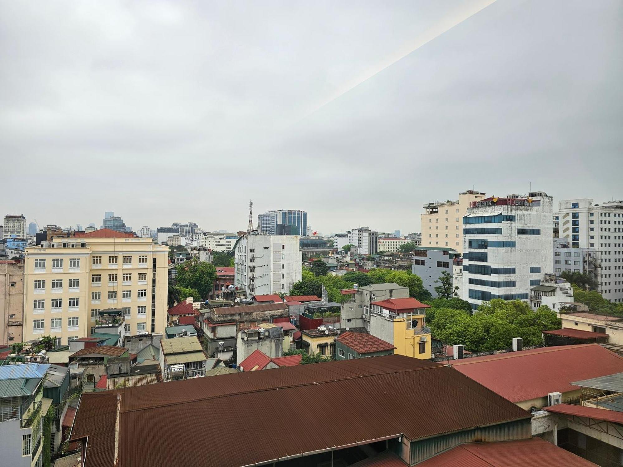 Hilton Garden Inn Hanoi Buitenkant foto